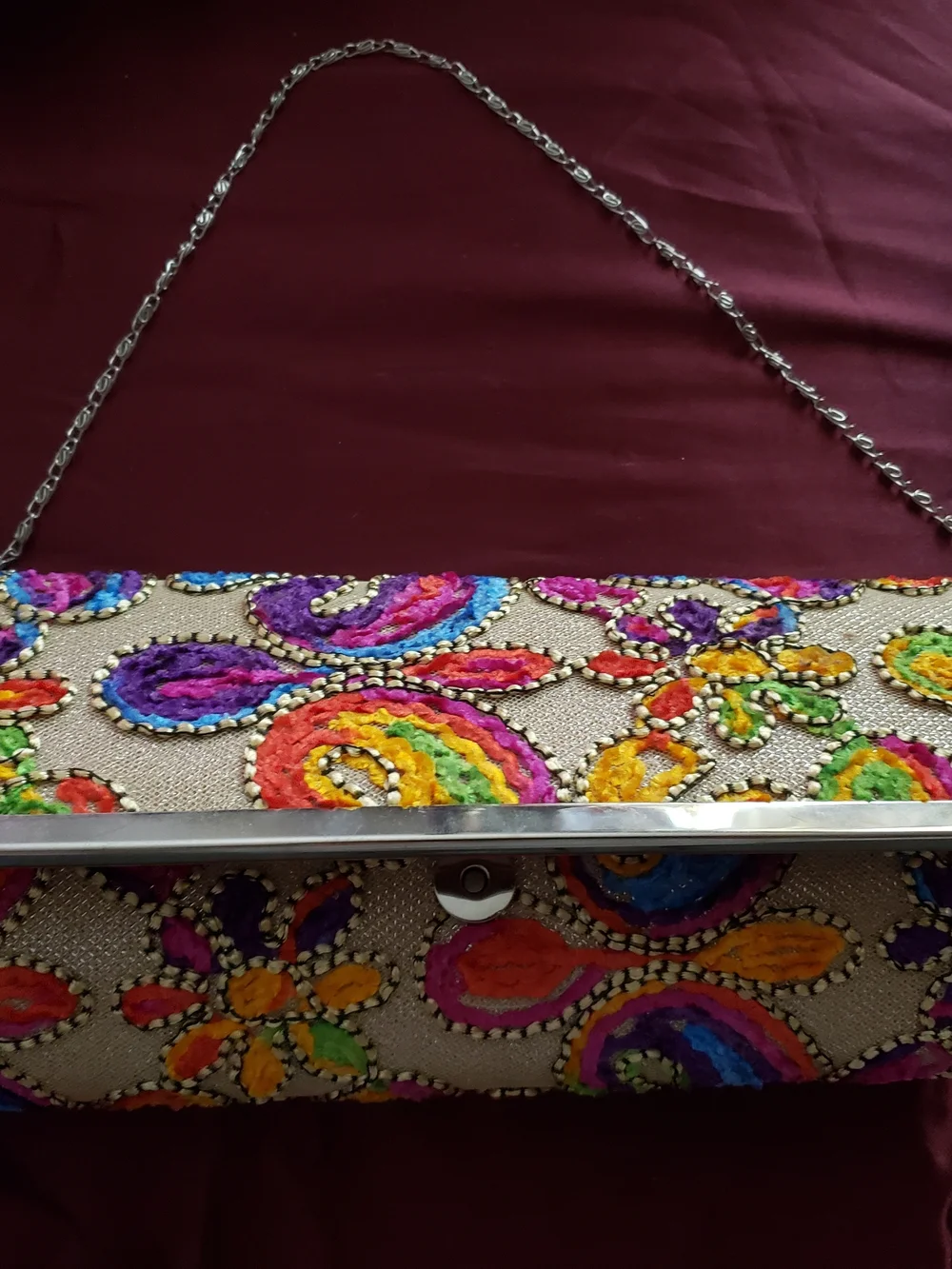 Multicolor Embroidered Paisley Dressy Clutch with Chain Strap, Gorgeous ! NWT - Picture 5 of 8